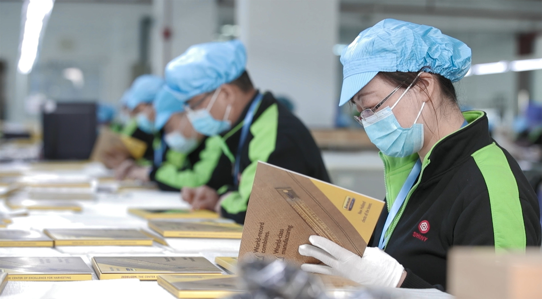 Dongguan Hesheng Creative Technology Co., Ltd. manufacturer production line