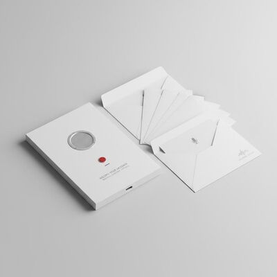 qualità Personalizzazione Registra il tuo messaggio Suono biglietti di auguri Enveloppa inclusa Opzioni linguistiche multiple Ideale per eventi aziendali e marketing Fabbrica